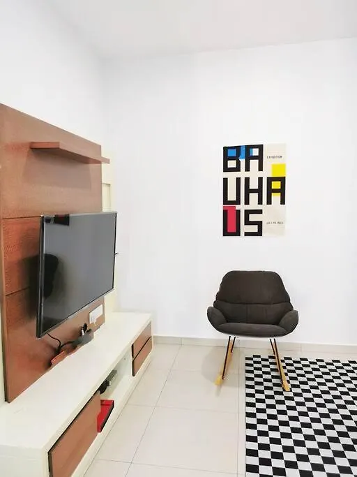 Vakantiehuis Ipoh Botani Bauhaus 17Pax/4Br/Mahjong/Tv Box Villa